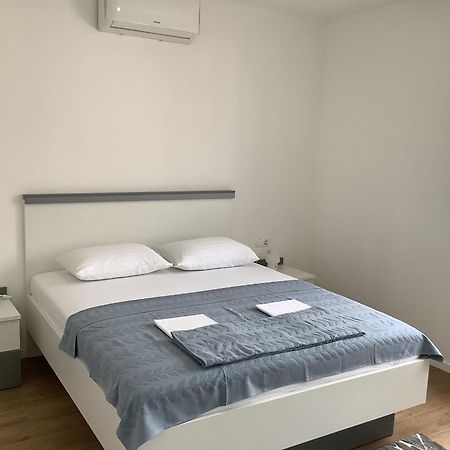 Apartments Jozef Vodice Ngoại thất bức ảnh