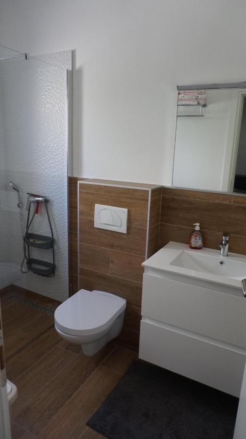 Apartments Jozef Vodice Ngoại thất bức ảnh
